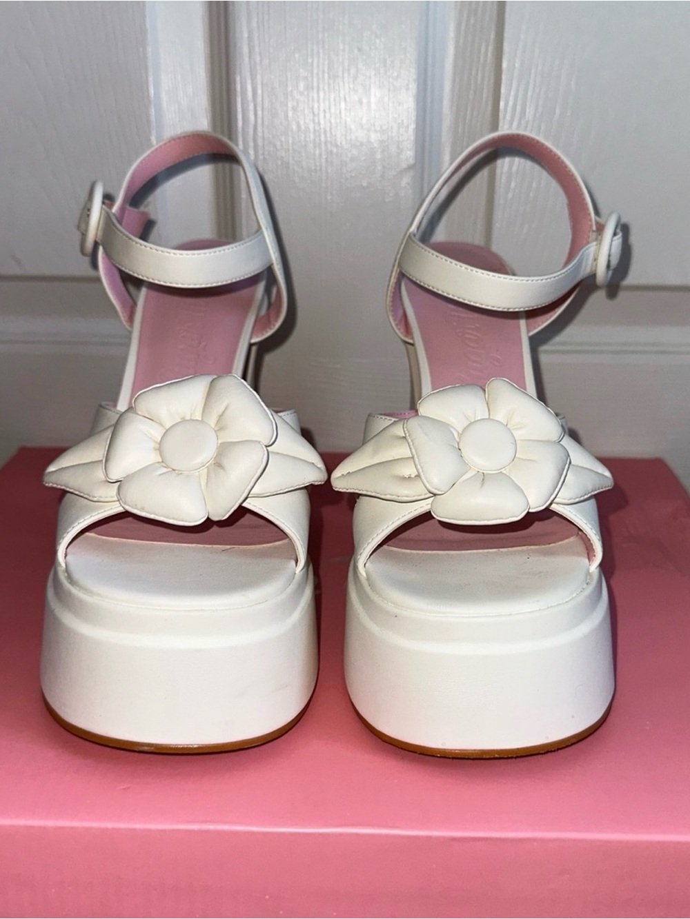 Sugar Thrillz Dolls Kill ‘CAREFREE MUSE’ Platform Heels Sandals White 9